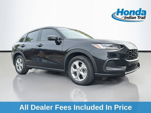 Used 2025 Honda HR-V LX image 1
