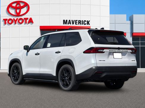 New 2026 Toyota Grand Highlander AWD Hybrid image 3