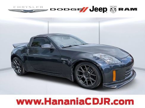 Used 2008 Nissan 350Z Touring RWD image 1
