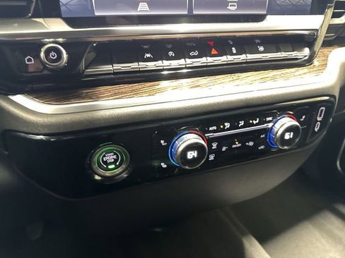 Used 2022 GMC Sierra 1500 Elevation image 19