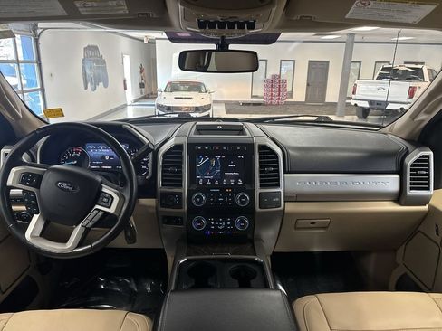 Used 2019 Ford F350 Lariat w/ Chrome Package AWD/4WD image 15