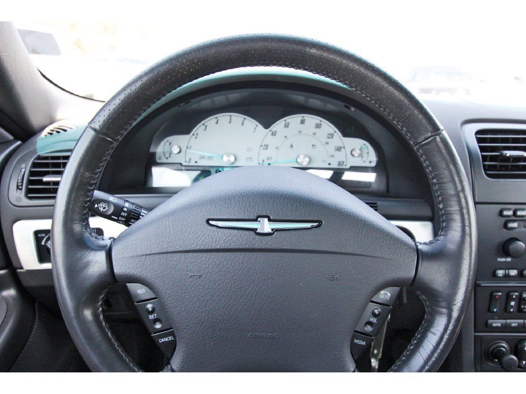 Used 2002 Ford Thunderbird RWD image 8