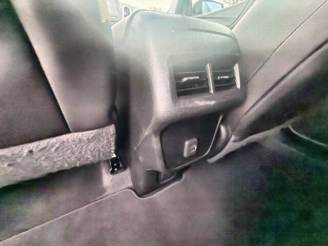 Used 2020 Chevrolet Equinox Premier w/ Premier Redline Edition FWD image 20