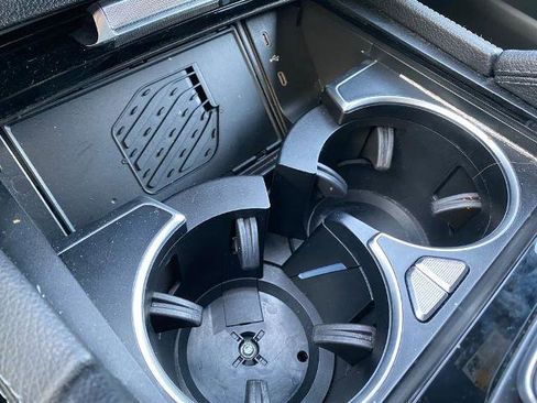 Used 2024 Mercedes-Benz GLE 450e 4MATIC image 23