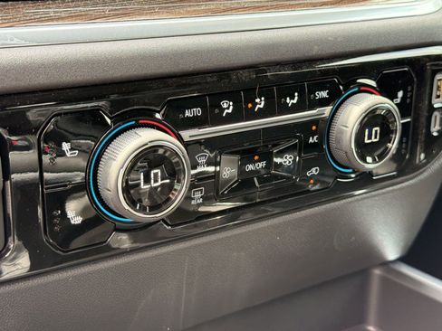 New 2026 Chevrolet Silverado 1500 RST AWD/4WD image 19