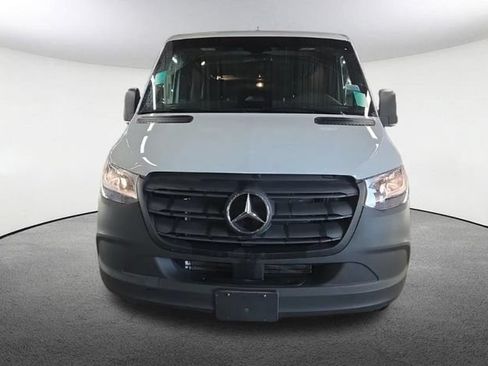 Used 2025 Mercedes-Benz Sprinter 2500 image 2
