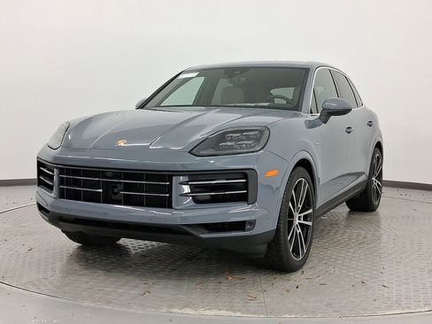 New 2026 Porsche Cayenne S image 1