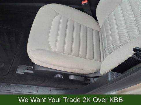 Used 2018 Ford Fusion S image 11