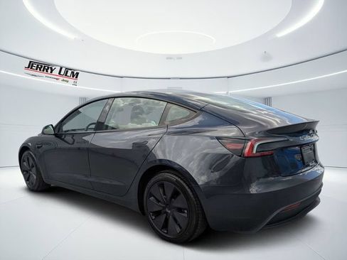 Used 2025 Tesla Model 3 Long Range RWD image 5