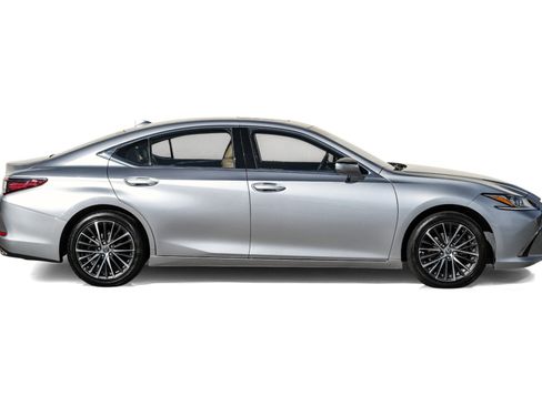 Used 2022 Lexus ES 350 w/ Premium Package image 7