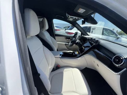 New 2026 Mercedes-Benz GLC 300 image 16