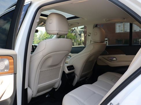 Used 2021 Mercedes-Benz GLE 350 4MATIC w/ AMG Line Exterior image 14