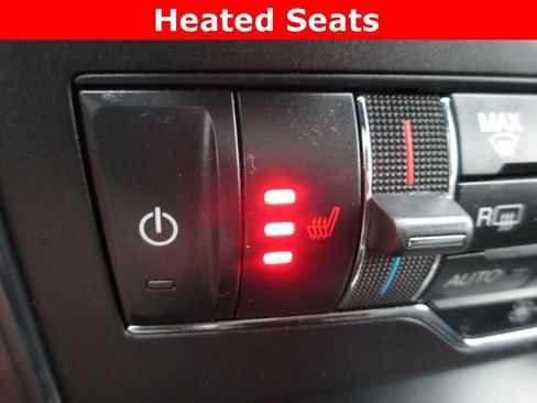 Used 2018 Ford Explorer XLT w/ Equipment Group 202A image 15