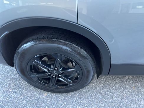 Used 2024 Chevrolet Blazer LT w/ Midnight/Sport Edition image 33