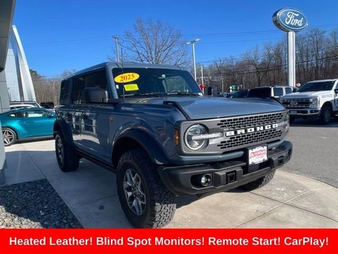 Certified 2025 Ford Bronco Badlands AWD/4WD image 1