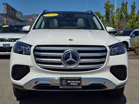 Used 2026 Mercedes-Benz GLS 450 4MATIC image 9