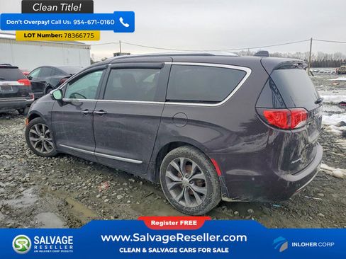 Used 2017 Chrysler Pacifica Limited w/ UConnect Theater Package image 3