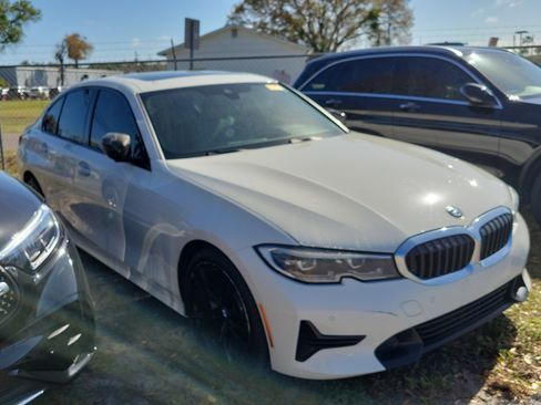 Used 2020 BMW 330i Sedan w/ Convenience Package image 2