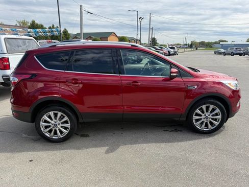 Used 2018 Ford Escape Titanium w/ Ford Safe & Smart Package AWD/4WD image 3