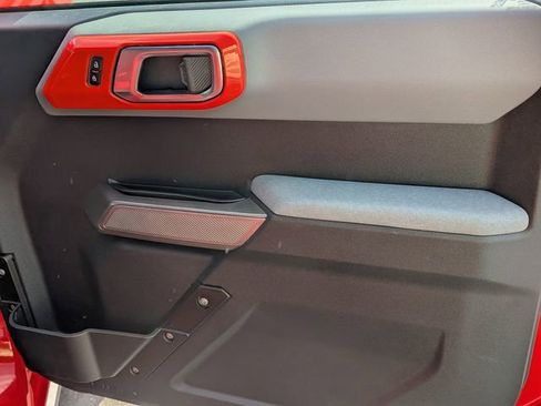 Used 2023 Ford Bronco Black Diamond image 34