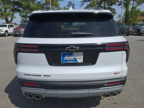New 2026 Chevrolet Traverse Z71 w/ Driver Confidence Package AWD/4WD image 4