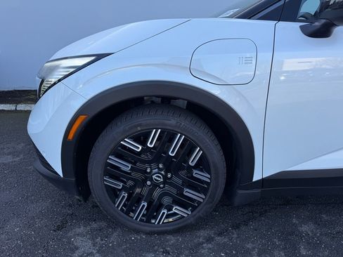 New 2026 Nissan Leaf Platinum+ w/ Cargo Package (Platinum+) image 10