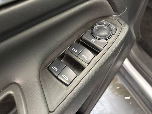 Used 2024 Chevrolet Equinox LT image 15