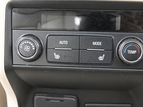 Used 2021 GMC Acadia Denali w/ Denali Ultimate Package AWD/4WD image 41