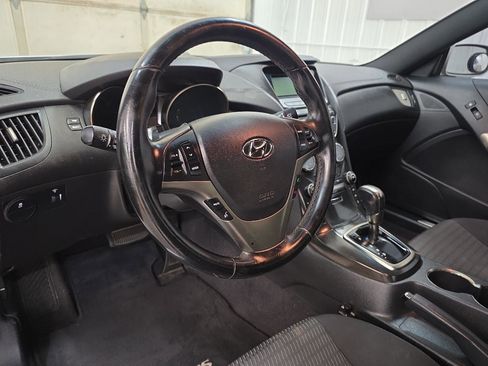 Used 2013 Hyundai Genesis 2.0T image 26