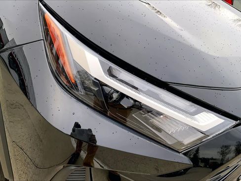 Used 2024 Toyota RAV4 XLE image 26