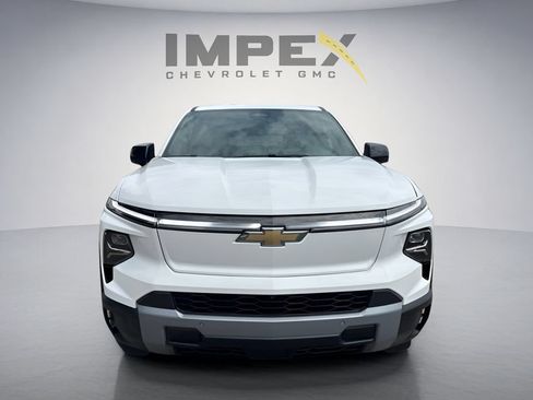 Used 2026 Chevrolet Silverado EV LT w/ Plus Package AWD/4WD image 9