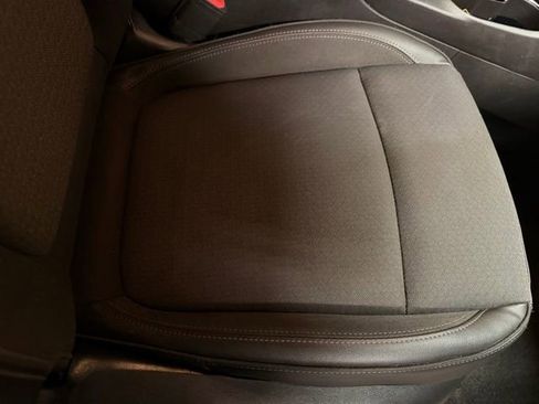 Used 2021 Buick Encore GX Select w/ Sport Touring Package image 28