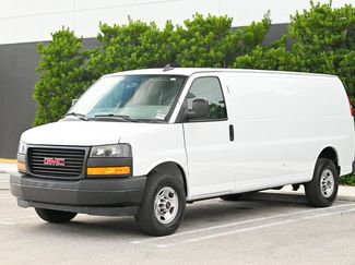 Used 2022 GMC Savana 3500 Extended w/ Driver Convenience Package RWD video 1