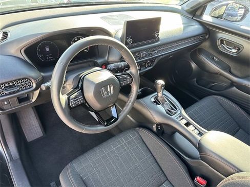 Used 2024 Honda HR-V Sport image 18