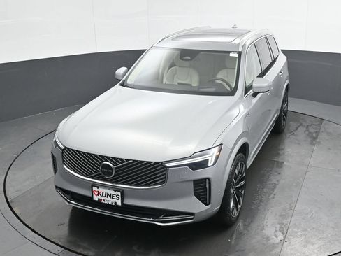 New 2026 Volvo XC90 T8 Ultra w/ Protection Package Premier AWD/4WD image 34