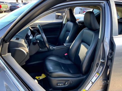 Used 2015 Lexus CT 200h Hybrid image 7