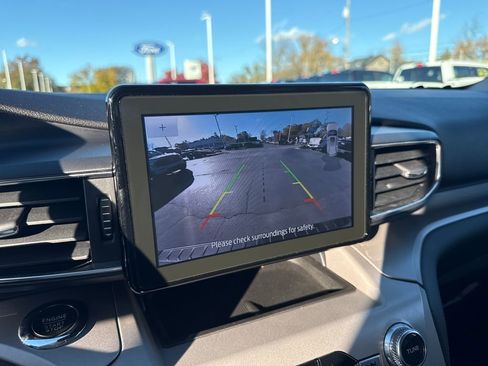 Used 2023 Ford Explorer XLT w/ Equipment Group 202A image 37