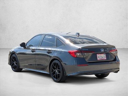 Used 2023 Honda Civic Sport image 8