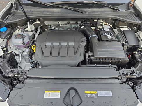 New 2025 Audi Q3 2.0T Premium image 30