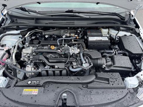Used 2026 Toyota Corolla LE FWD image 16