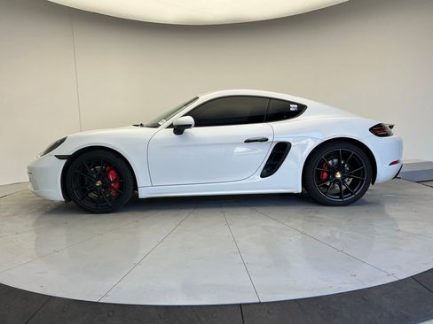 Certified 2018 Porsche 718 Cayman S image 2