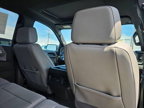 New 2026 Chevrolet Silverado 1500 LT Trail Boss w/ LT Trail Boss Premium Package AWD/4WD image 13