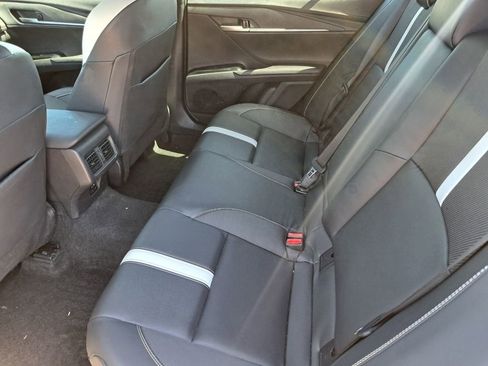 Used 2025 Toyota Camry SE w/ Multimedia Upgrade Package image 20