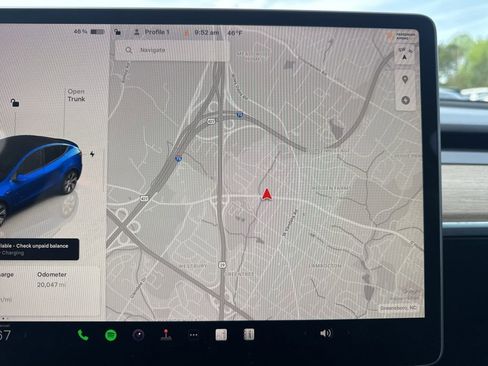 Used 2023 Tesla Model Y 2WD image 20