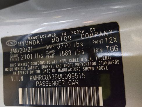 Used 2021 Hyundai Venue SEL w/ Premium Package FWD image 33