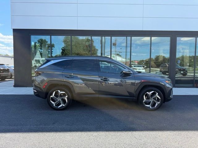 Used 2024 Hyundai Tucson Limited AWD/4WD image 2
