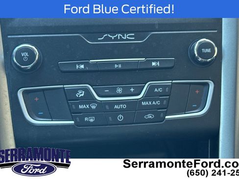 Certified 2020 Ford Fusion SE FWD image 22