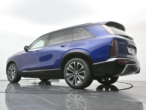 New 2026 Cadillac Vistiq Sport w/ LPO, Premium Carpet Package image 17