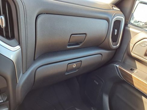 Used 2019 Chevrolet Silverado 1500 LT Trail Boss AWD/4WD image 22