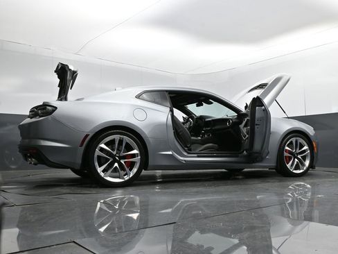 Used 2024 Chevrolet Camaro SS RWD image 33